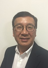 曹　勇  教授